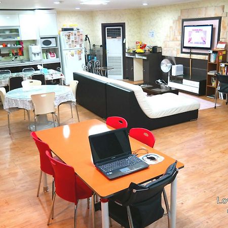 Love In Busan Guesthouse المظهر الخارجي الصورة